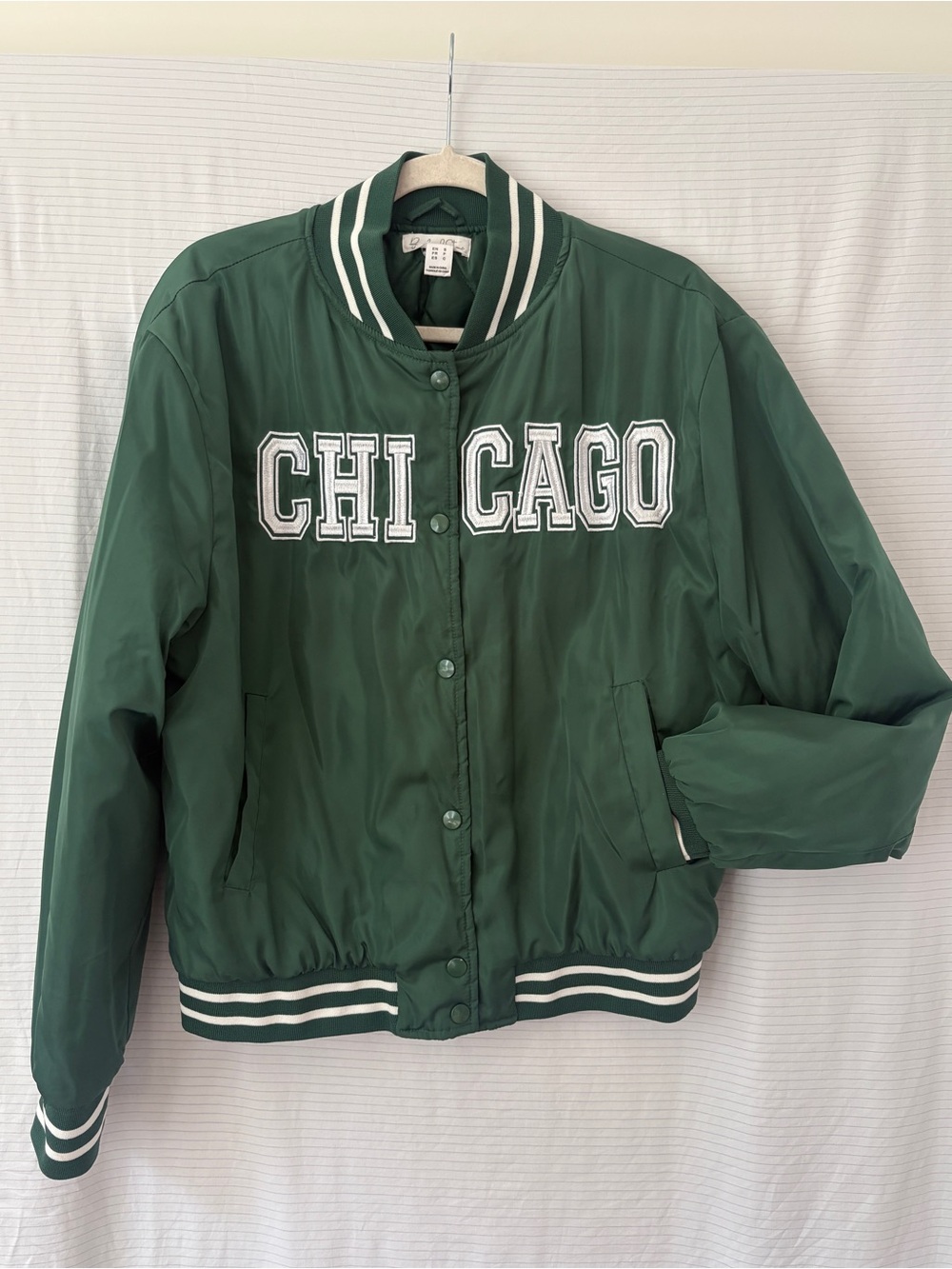 Birch and Stone Chicago Bulls NBA Green White Basketball Jacket Size Small